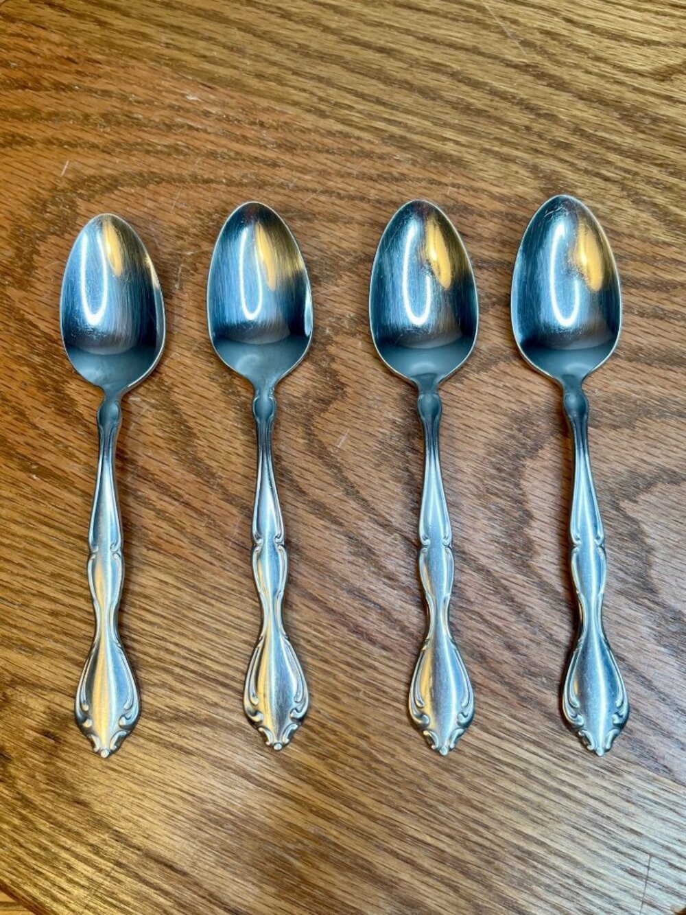 Set of 4 Oneida Community Cantata Teaspoons Stainless flatware 6"